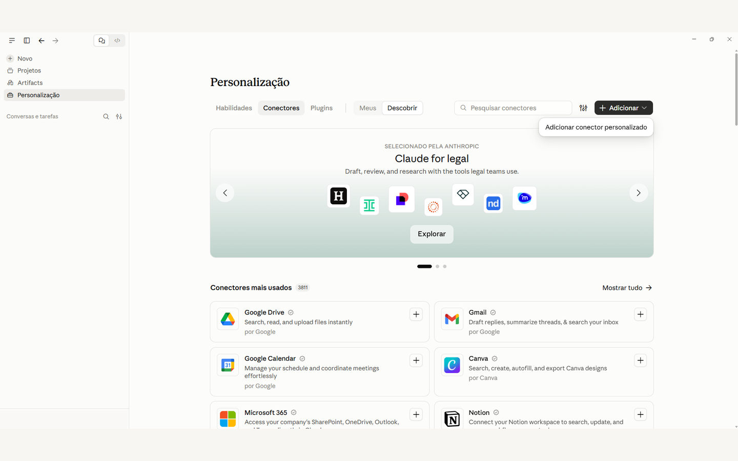 No Claude, abra Personalização e depois Conectores. Em Adicionar, escolha "Adicionar conector personalizado".